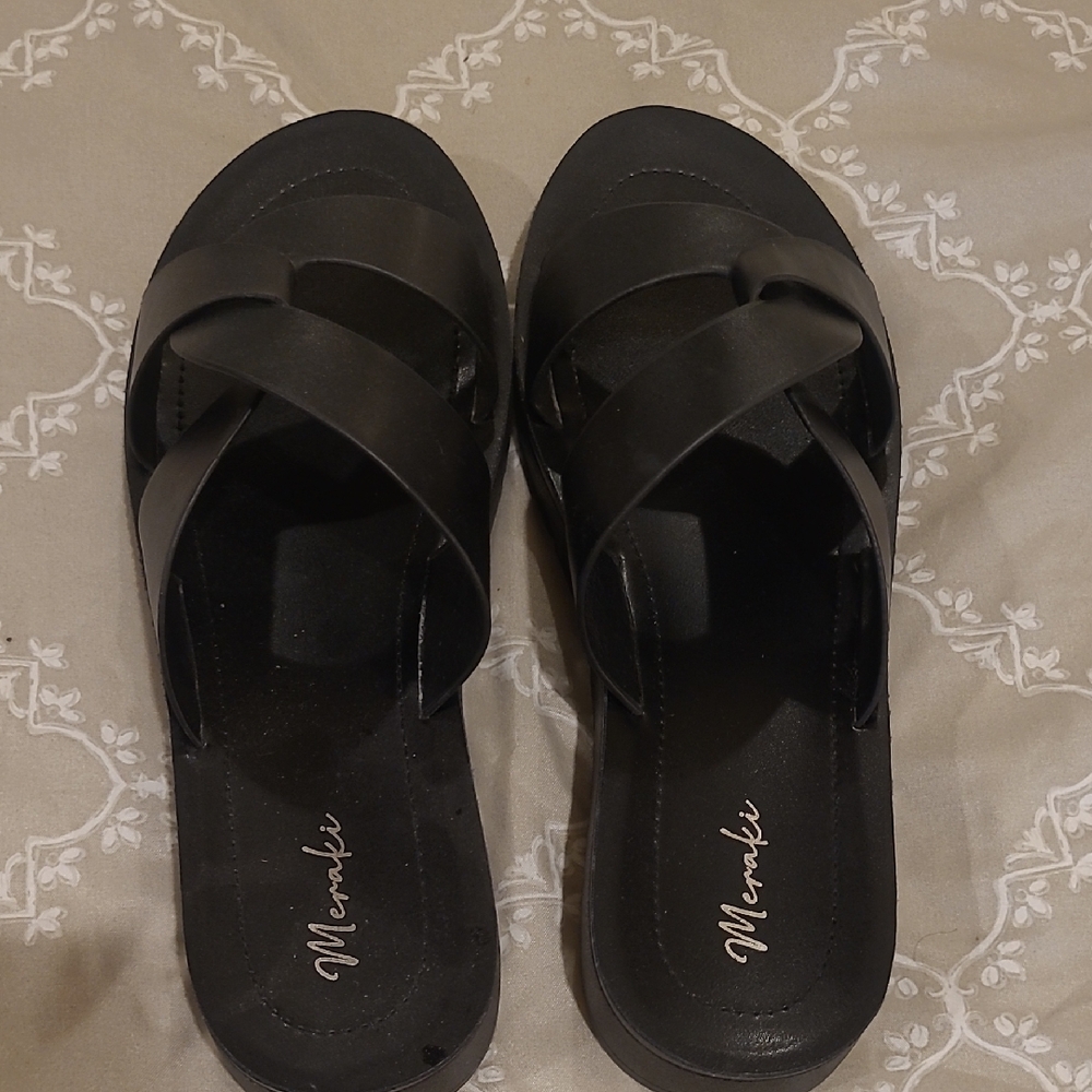 Meraki Black Minimalist Sandals Comfortable Casual Footwear